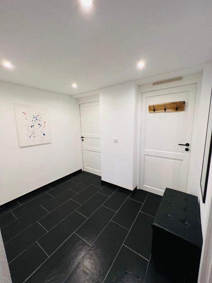 Souterrain 2 Zimmer Wohnung Freiburg Seepark المظهر الخارجي الصورة